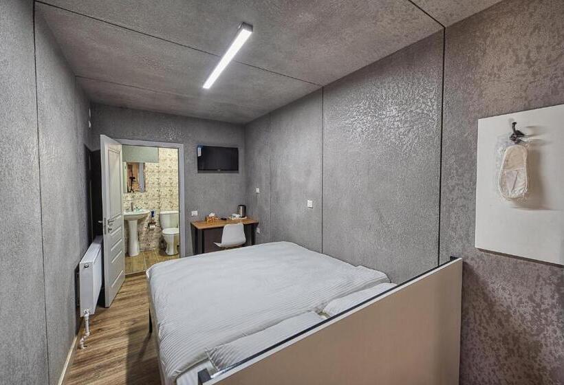 اتاق اکونومی, иксаотель