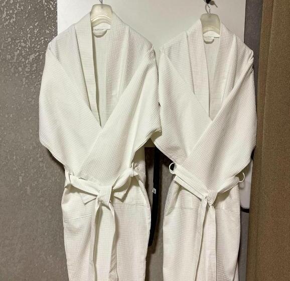 اتاق لوکس, иксаотель