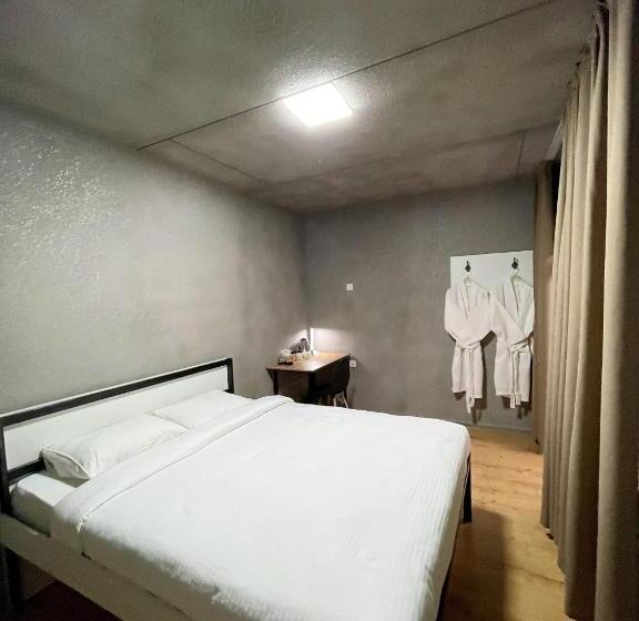 اتاق لوکس, иксаотель