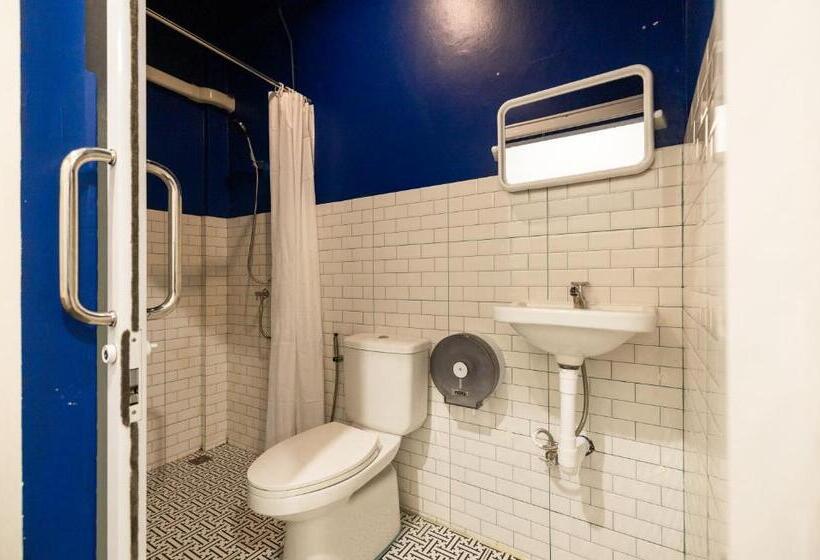 标准间, Marco Polo Phuket Poshtel & Bistro