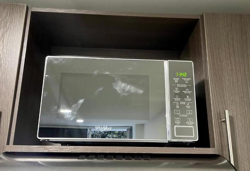 Apartamento 1 Dormitório, Apartamento Moderno En Conquistadotes, Excelente Ubicación