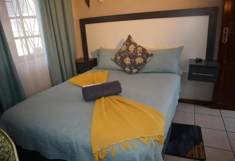 デラックスルーム, Enhle Bed And Breakfast