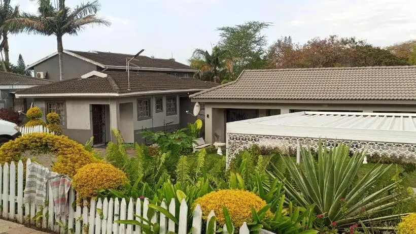 スタンダードルーム, Enhle Bed And Breakfast