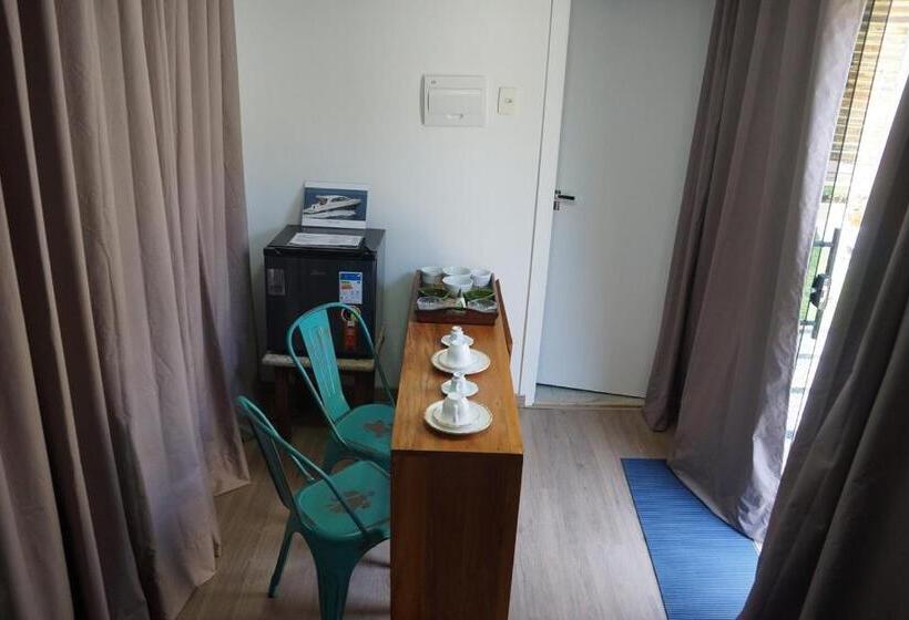 جناح, Villa Santo Hilário Conect