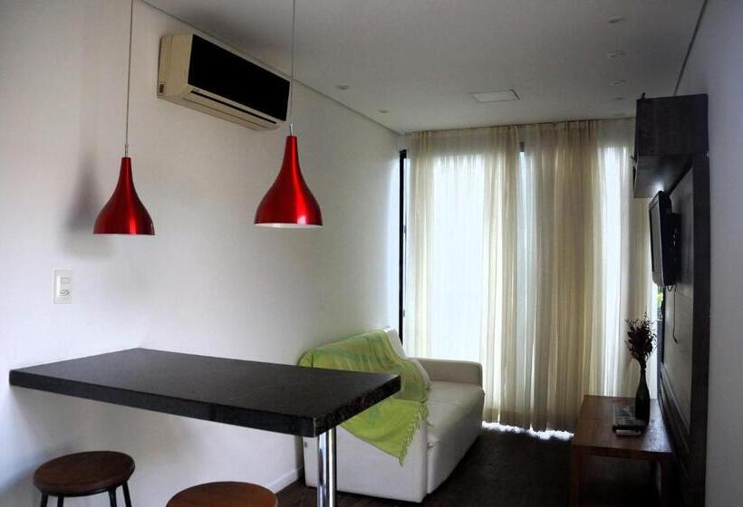 جناح, Villa Santo Hilário Conect