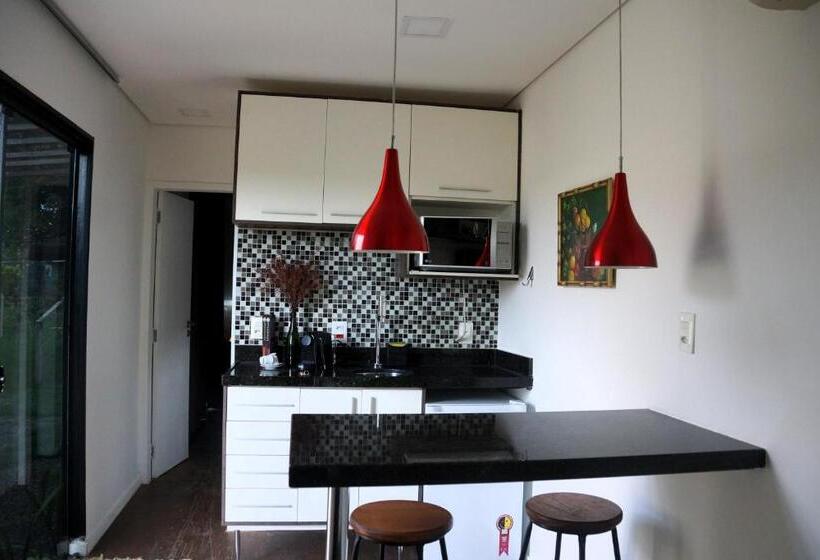 جناح, Villa Santo Hilário Conect