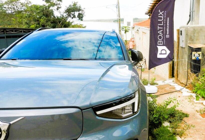 إستوديو ديلوكس, Villa Santo Hilário Conect