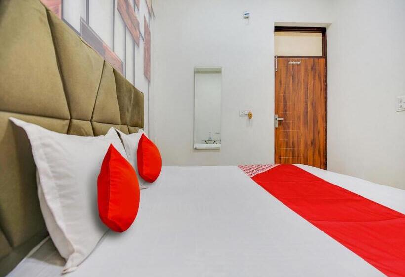 اتاق کلاسیک سه تخته, Oyo Hotel Mannat Residency