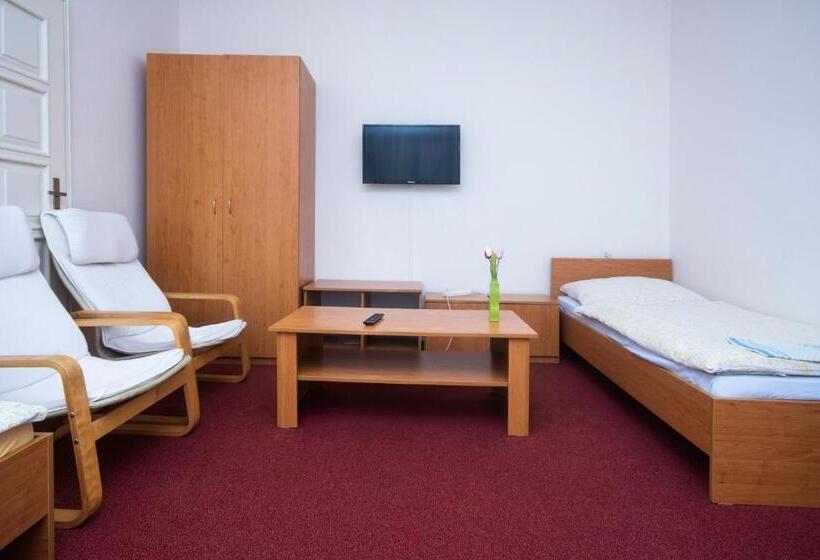 Номер Стандарт Трехместный, Penzion Hájenka