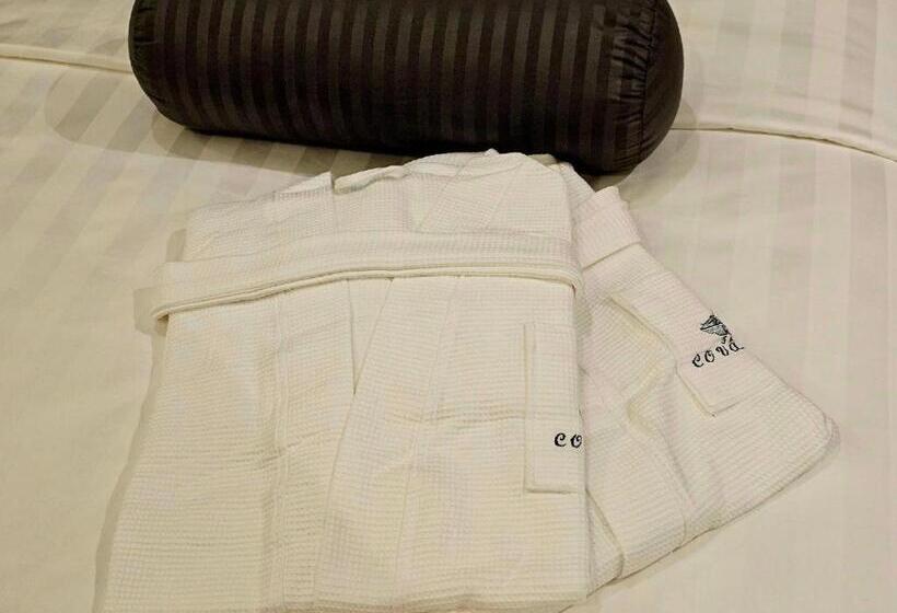 バルコニー付きジュニアスイート, Covanro Sigiriya   Brand New Luxury