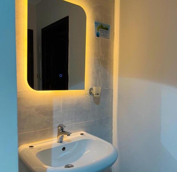 חדר סטנדרט חדר אמבטיה משותף, فندق سما الخير