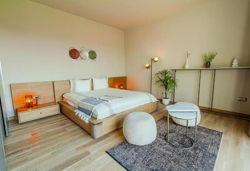 デラックススイート, Cabras Kazdağları