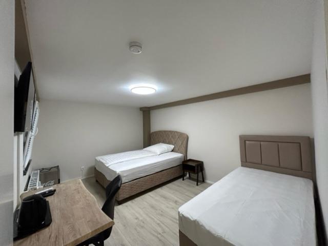 Quarto Estandar, Rheinischer Hof Appartements