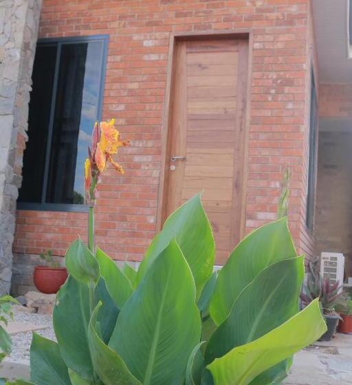 이코노미 룸, Verified Lodge