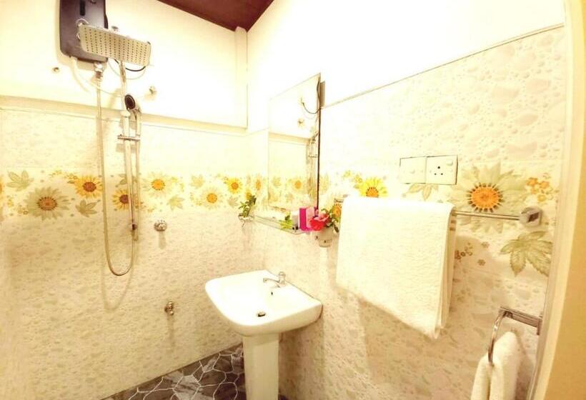 Номер Superior, Dinu Lanka Resort