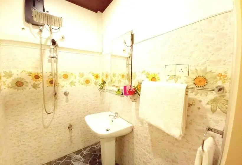 Superior-huone, Dinu Lanka Resort