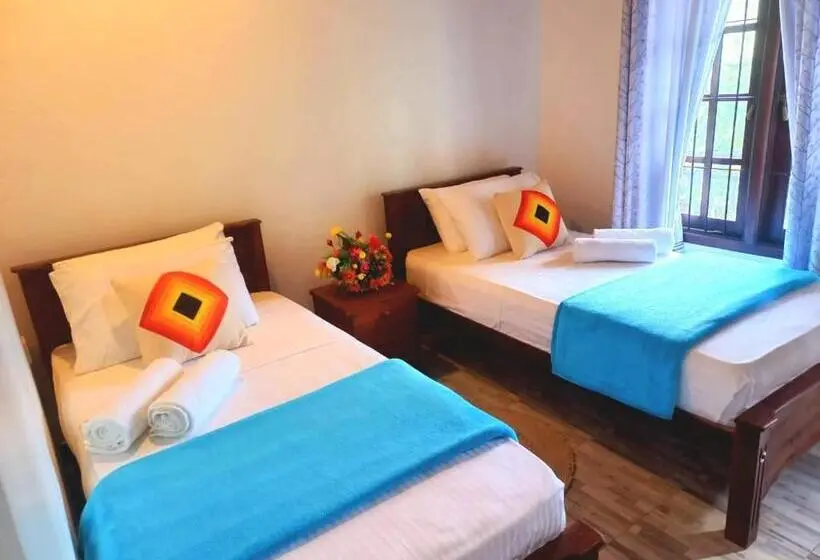 Superior-huone, Dinu Lanka Resort