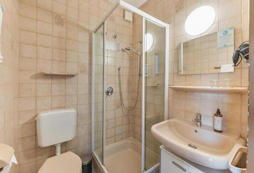 スタンダードルーム, Home2stay Apartmenthaus Heilbronn City Kitchen Parking Highspeed Wifi Washroom