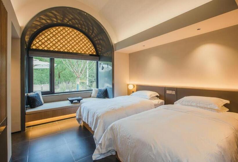 Juniorsviitti, 枣花香乡村度假区