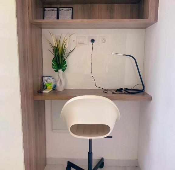 스탠다드 스튜디오, Apartemen Sky House Bsd By Benchmark