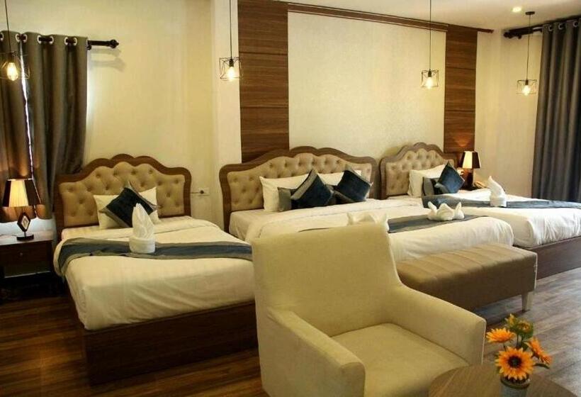 스탠다드 트리플 룸, Champa Inn Resort