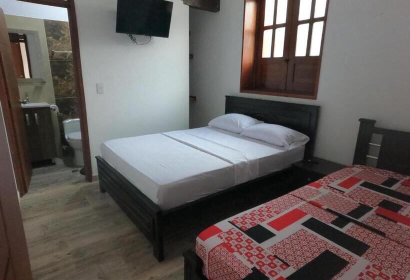 スタンダードルーム, Colonial