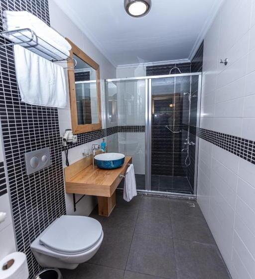 اتاق سوپریور, Tok Epi̇k