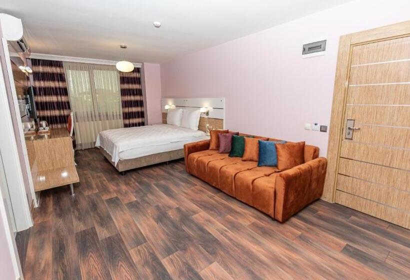 اتاق لوکس چهار تخته, Tok Epi̇k