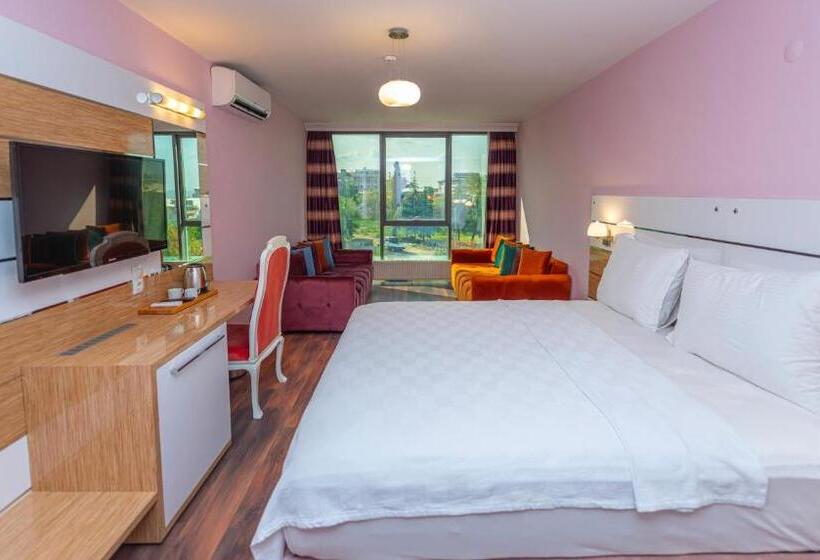 اتاق سوپریور, Tok Epi̇k