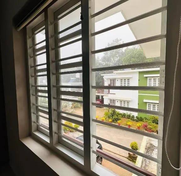 Deluxe Kolmen Hengen Huone, Luxe Hotel Rooms & Villas Wayanad