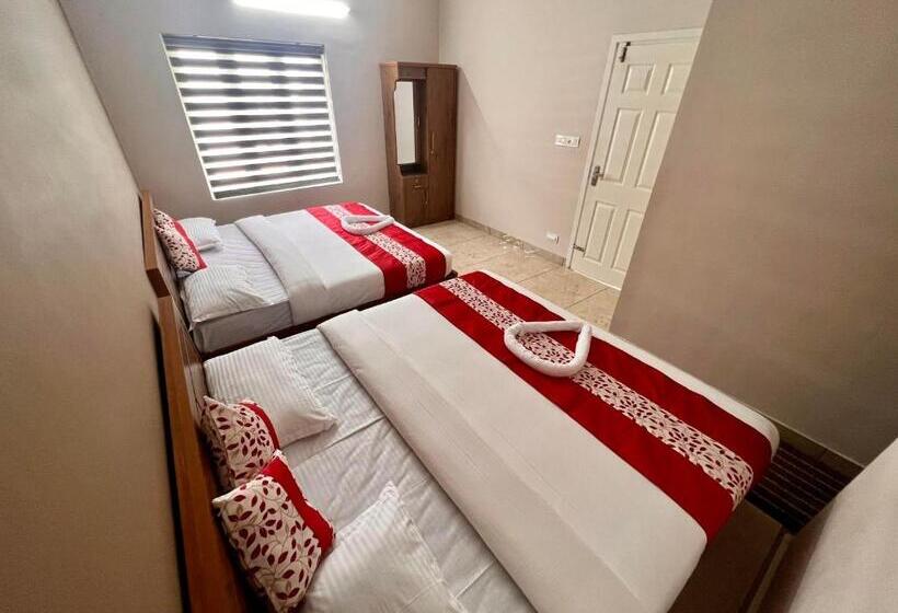 4인용 스탠다드 룸, Luxe Hotel   Rooms & Villas Wayanad