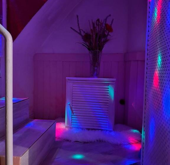 Номер Стандарт Индивидуальный Совместная Ванная, Bonita Habitación En Chalet