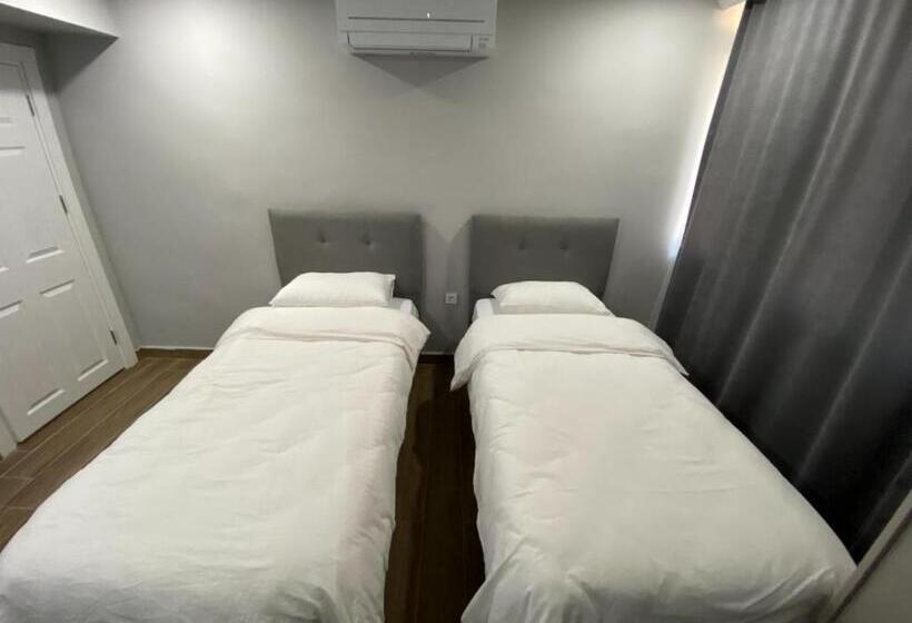 آپارتمان 1 خوابه, Pomruj Suites