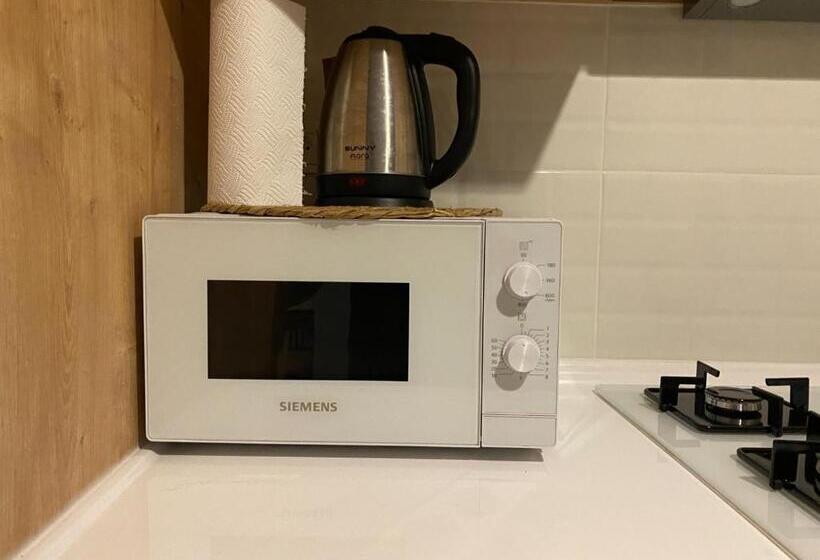 דירת חדר, Pomruj Suites