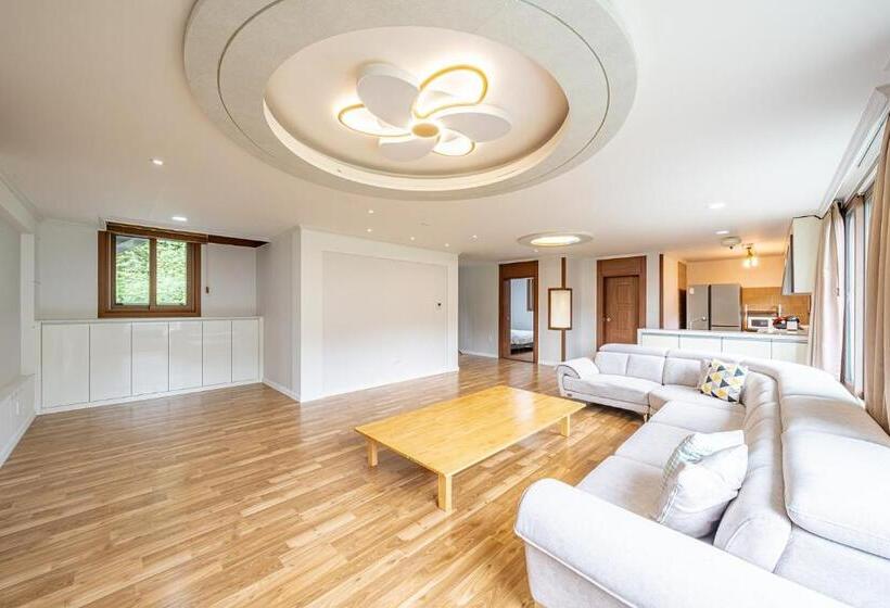 Suíte, Die Pause Pool Villa Pension