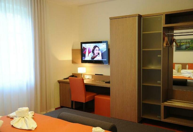 Номер Стандарт, Anlage Starick