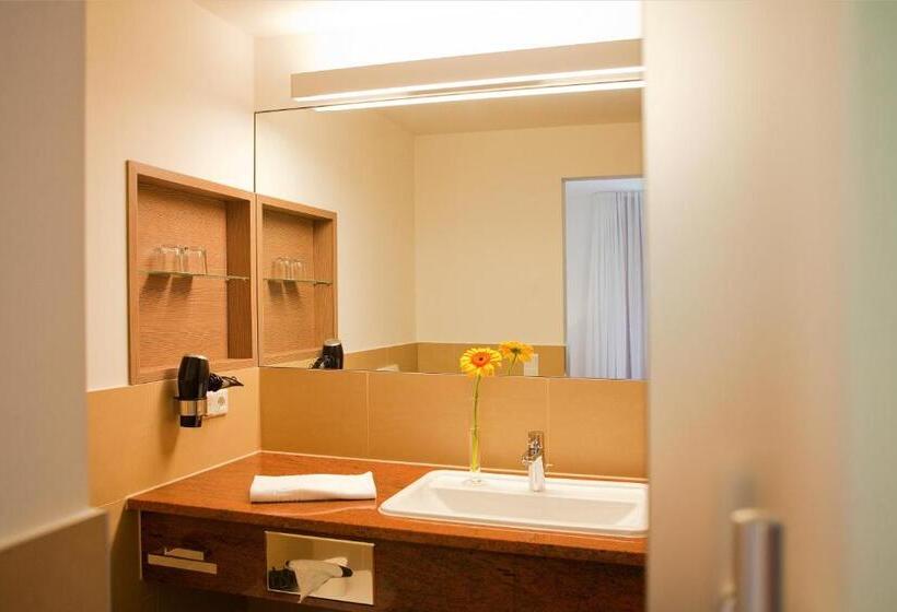 Номер Basic, Anlage Starick