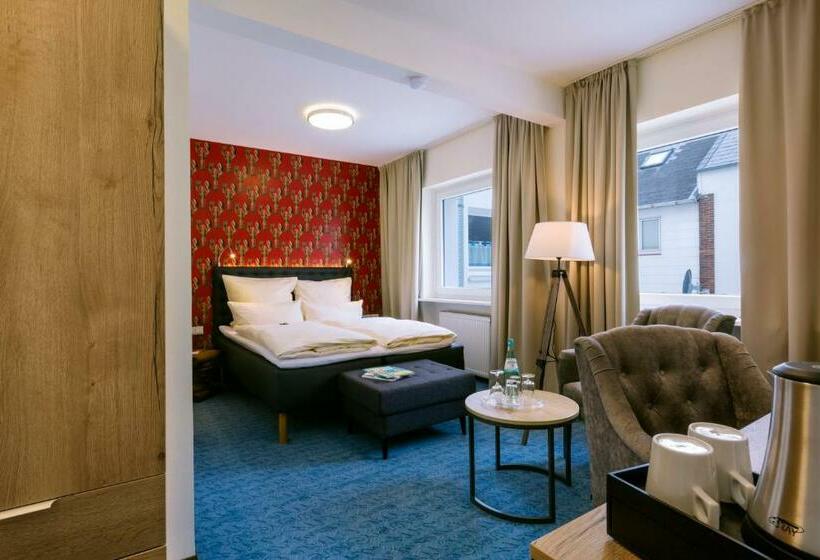 スタンダードインサイドビュールーム, Auf Den Hummerklippen