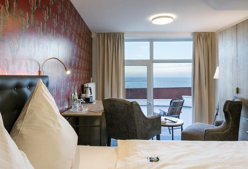 オーシャンビュースタンダードルーム, Auf Den Hummerklippen