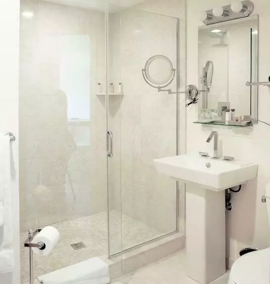 スイート, Bricco Suites