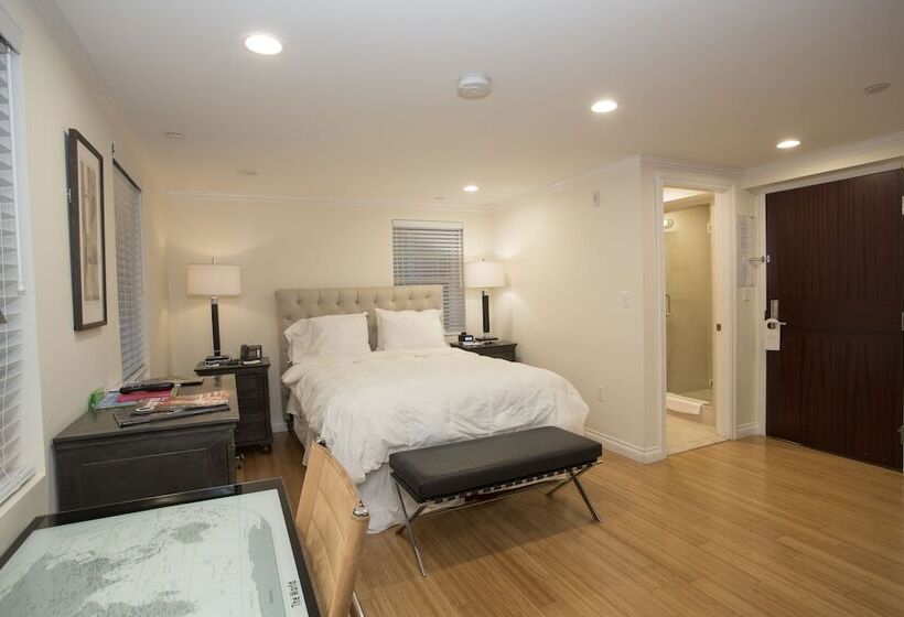 스탠다드 스튜디오, Bricco Suites