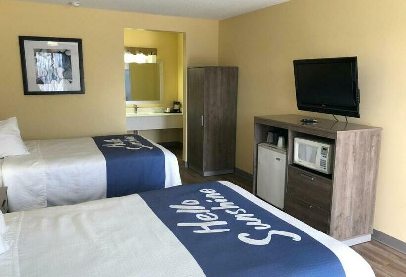 스탠다드 룸 더블 침대 2개, Days Inn By Wyndham Cape Carteret