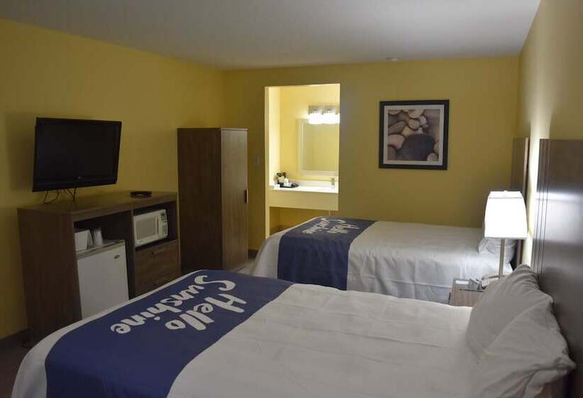 스탠다드 룸 더블 침대 2개, Days Inn By Wyndham Cape Carteret