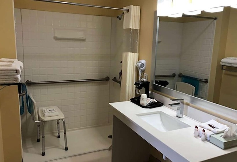 스탠다드 룸 더블 침대 2개, Days Inn By Wyndham Cape Carteret