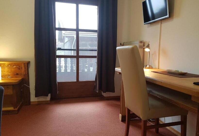 スタンダードシングルルーム, Der Blankhof Back To Roots