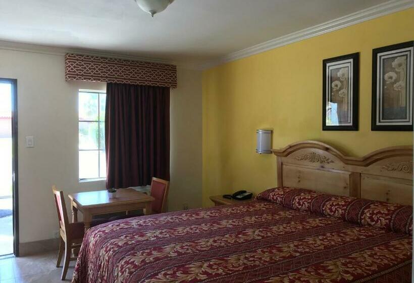 غرفة قياسية سرير كينج, El Rancho Dolores At Jt National Park