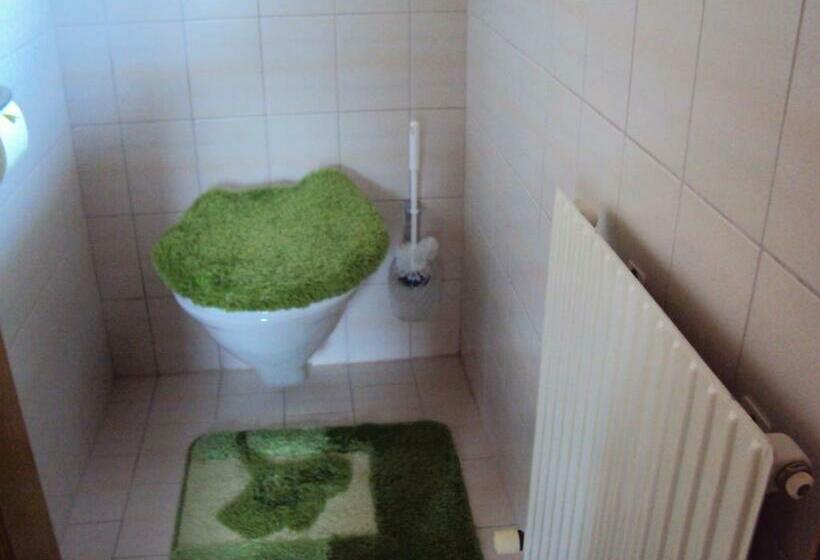 Номер Стандарт, Haus Postfeld