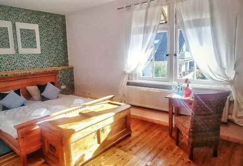 スタンダードルーム, Privathotel Der Schwarze Herrgott No Tv