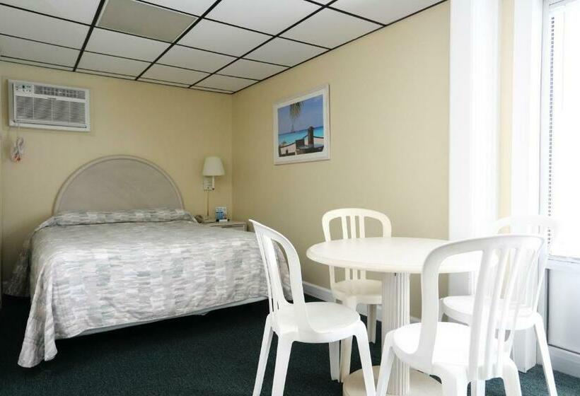 클래식 룸, Riviera Resort & Suites