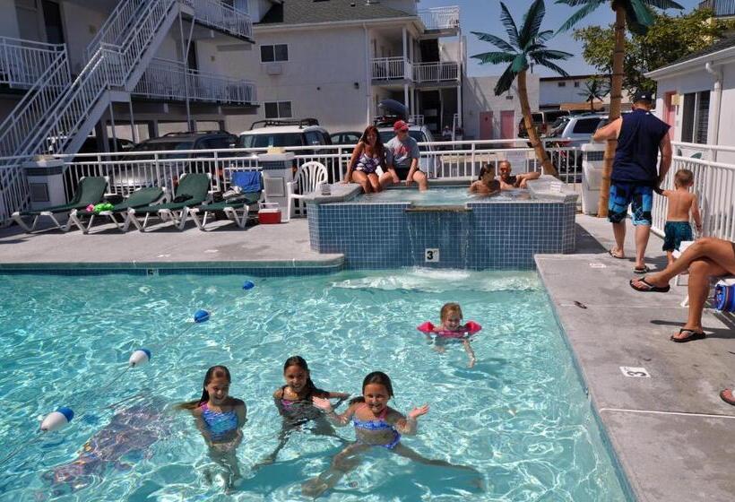 패밀리 스위트, Riviera Resort & Suites